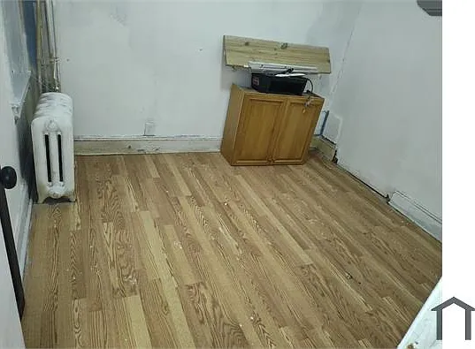 260 W Queen Ln #2 — Photo 20