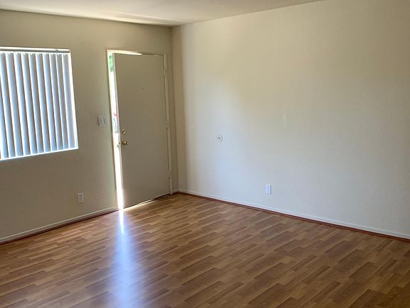 3rd image of 1223 W Verdugo Ave #A