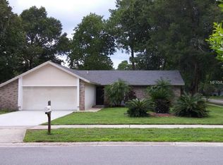 226 Holiday Ln, Winter Springs, FL 32708