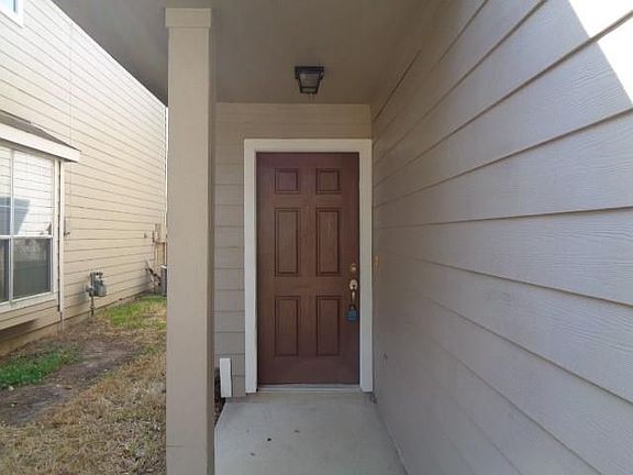 2nd image of 3203 Atherton Canyon Ln