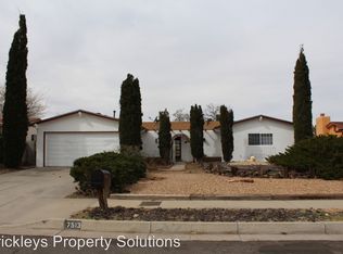 7513 Saint Clair St NE, Albuquerque, NM 87109