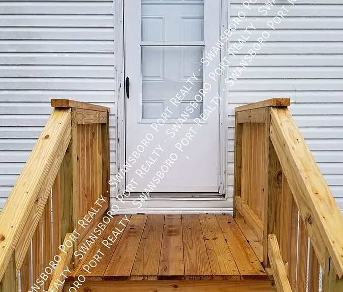 17 Richardson Dr — Photo 2