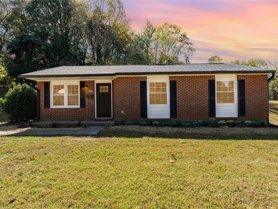 3924 Oak Ridge Dr, Winston Salem, NC, 27105