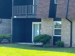 3500 Lodge Ln APT 140, Louisville, KY 40218