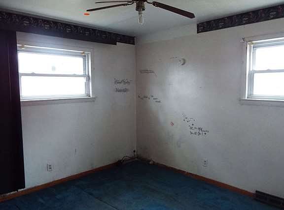 5th image of 12515 S Justine St