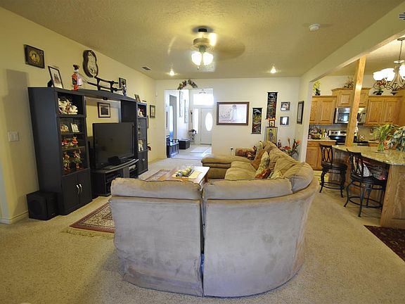 5th image of 2709 Northglen Dr