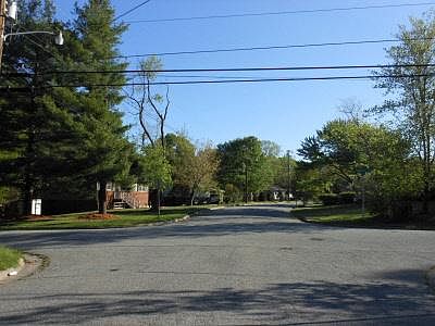 2nd image of 4302 Whippoorwill Dr