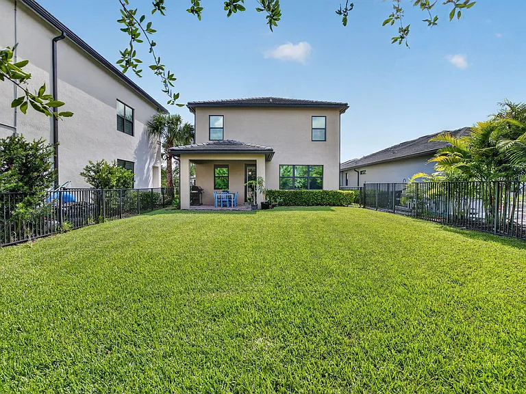 4651 Pinehurst Trl E — Photo 54