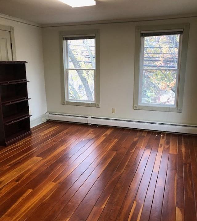 2nd image of 418 N Tioga St #2