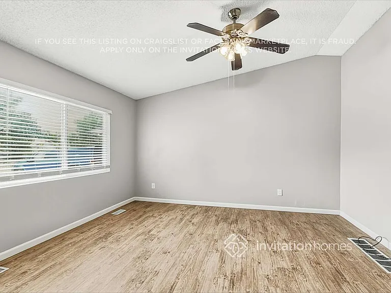 4246 S Gibralter St — Photo 5