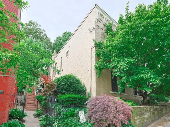 985 Paradrome St APT B, Cincinnati, OH 45202