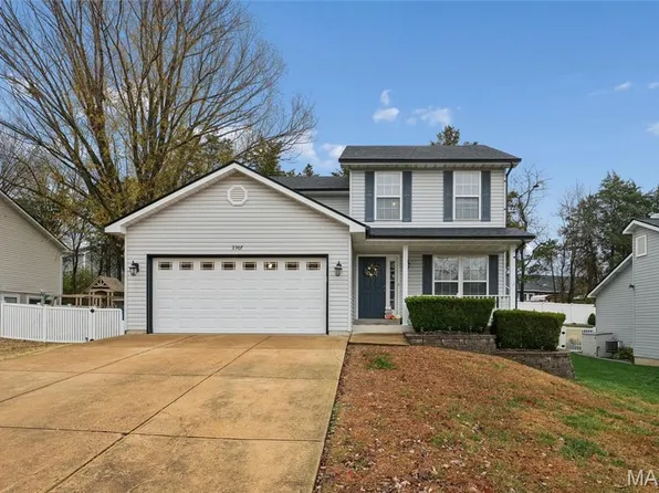 2307 Garden Ln, Festus, MO 63028