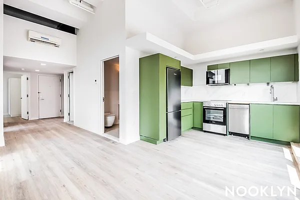 Rented by Nooklyn NYC LLC | media 49