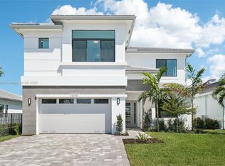 13075 Feathering Way, Palm Beach Gardens, FL 33412