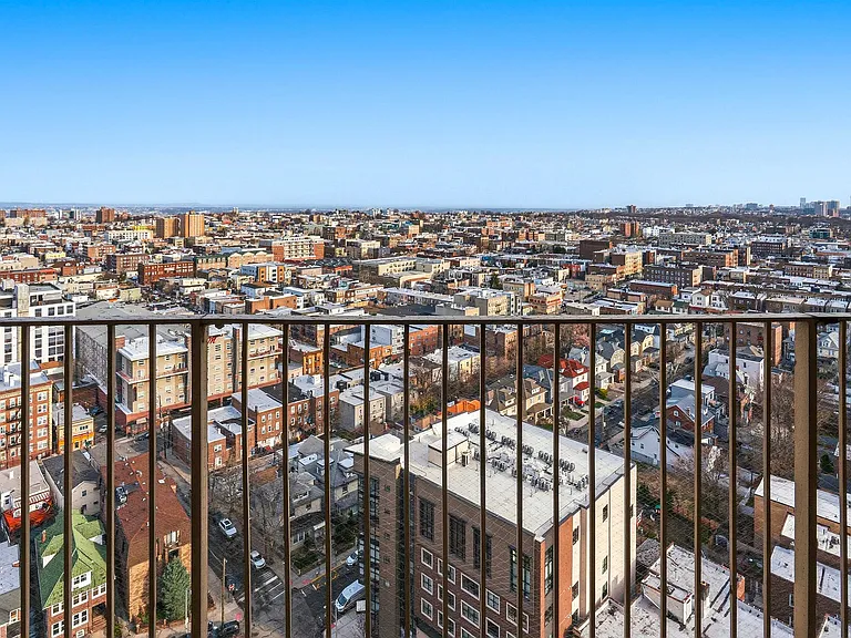 6040 Boulevard East #24M — Photo 15