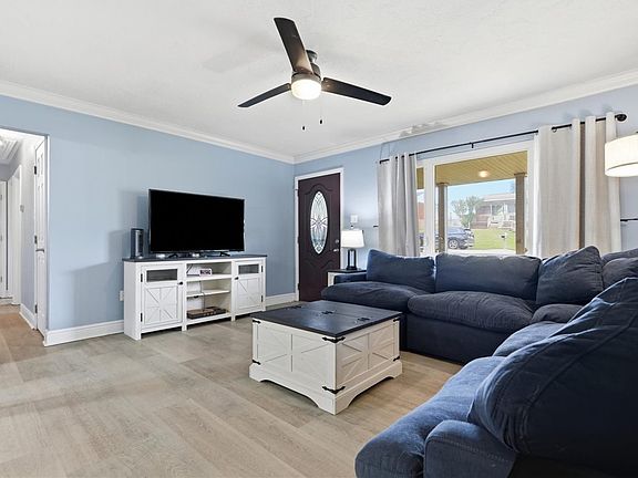 5th image of 1009 Deerfield Dr