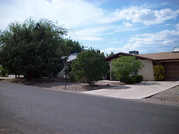 2nd image of 126 W Mesquite Dr