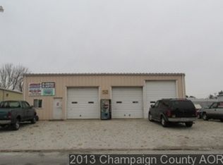 703 N 4th St, Saint Joseph, IL