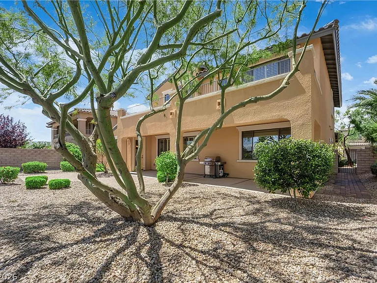 608 Highland Bluff Way — Photo 46