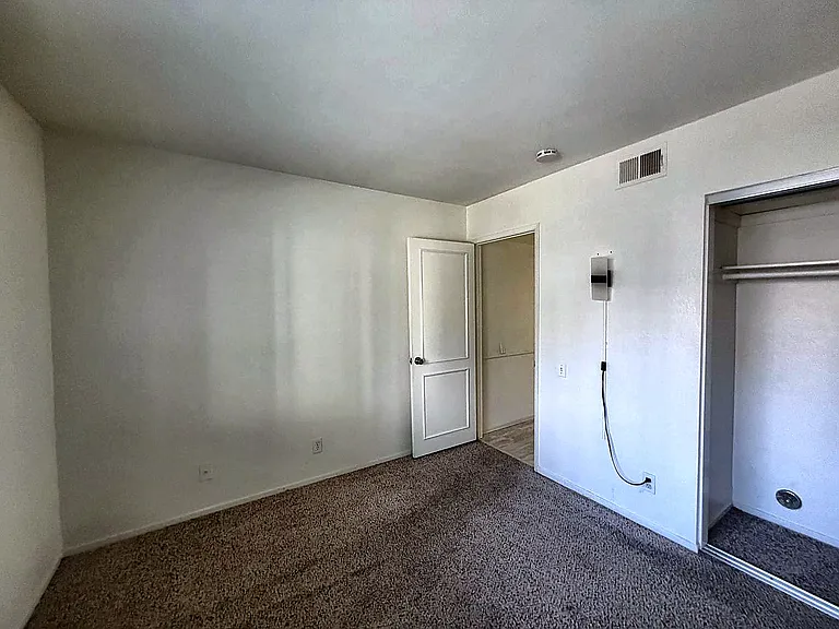 1598 Gatewood Ct — Photo 6