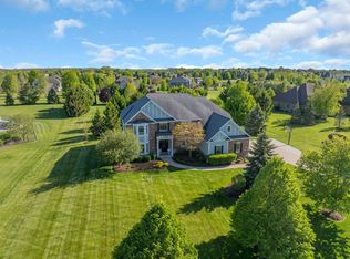 43W707 N Sunset Views Dr, St Charles, IL 60175