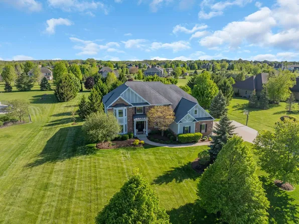 43W707 N Sunset Views Dr, St Charles, IL 60175