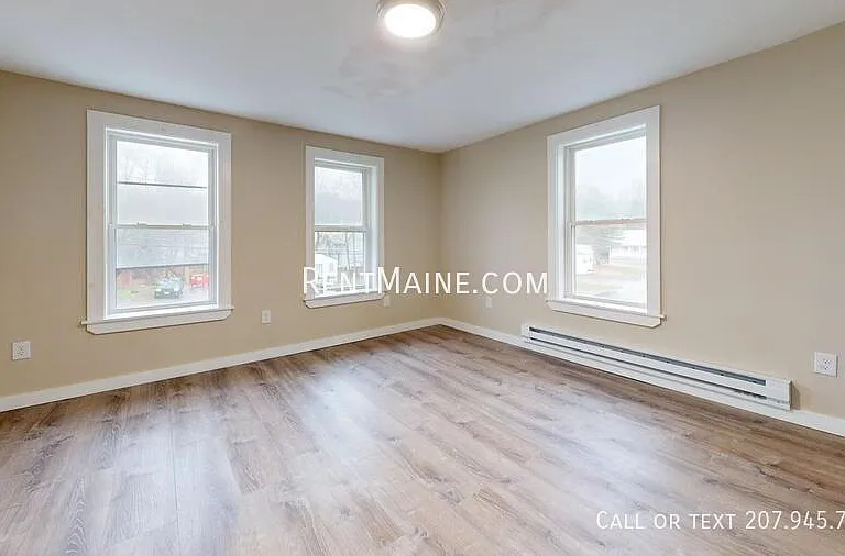 7 Bennett Ave #3 — Photo 3