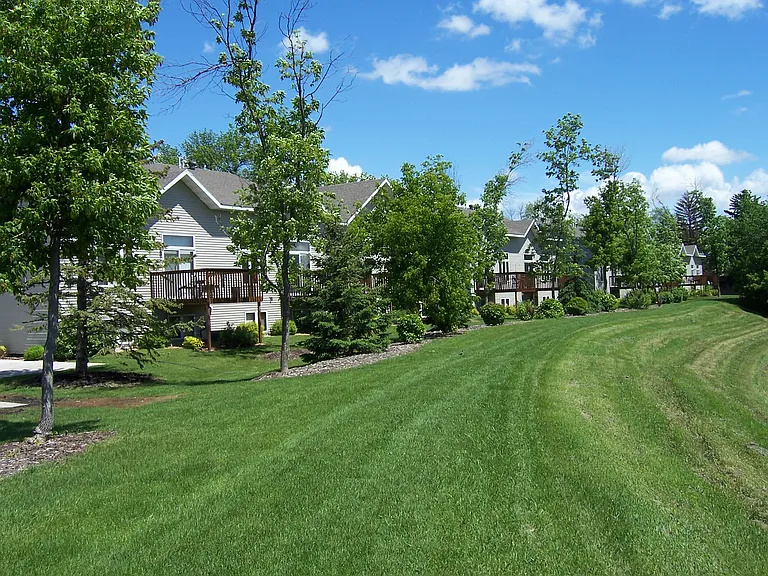 Mistwood Townhomes — Photo 11