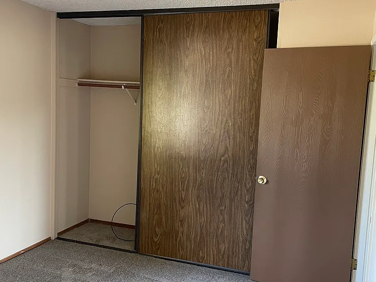 1505 Union Ave — Photo 5