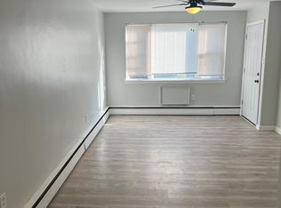 300 E Sanger St FLOOR 1, Philadelphia, PA 19120