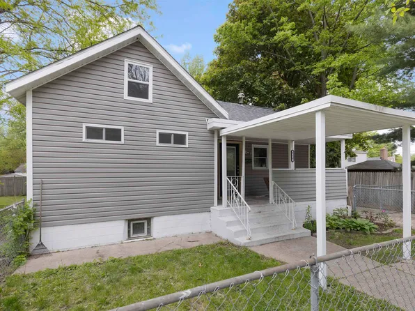 418 Adams St, Rockford, IL 61107