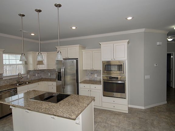 3rd image of 554 N Keats Dr