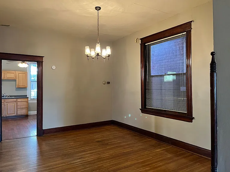 2102 Maryland Ave — Photo 4