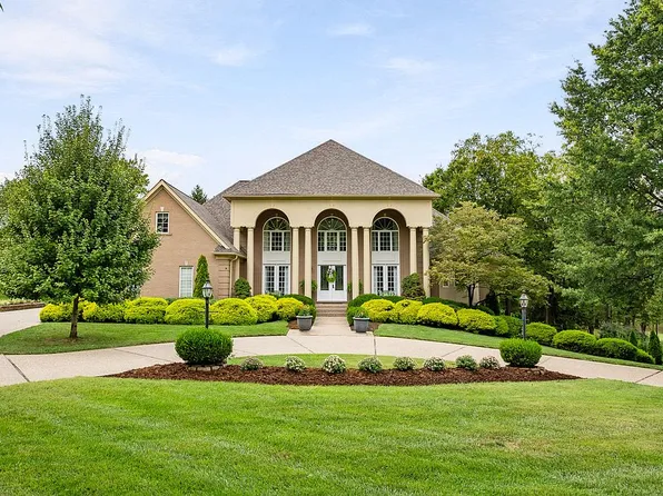 6804 Fairway View Ct, Prospect, KY 40059