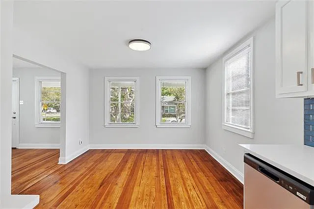 2 bed, 1.0 bath, 852 sqft, $2,200 — Photo 4