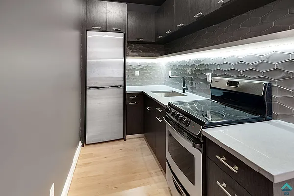 Rented by EXR | media 41