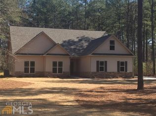 304 Whitfield Bnd, Zebulon, GA 30295