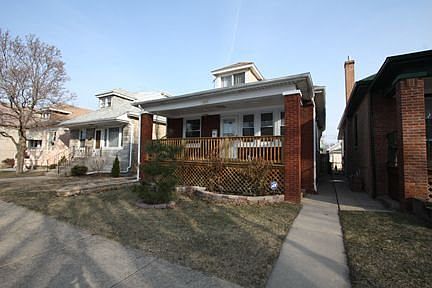 1st image of 5820 W Waveland Ave