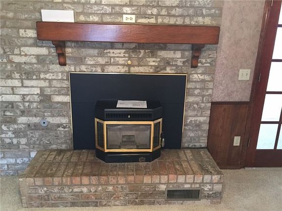 4th image of 10101 S Ranchwood Manor Dr
