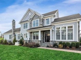 12 Silver Rock Way, Glen Rock, NJ 07452