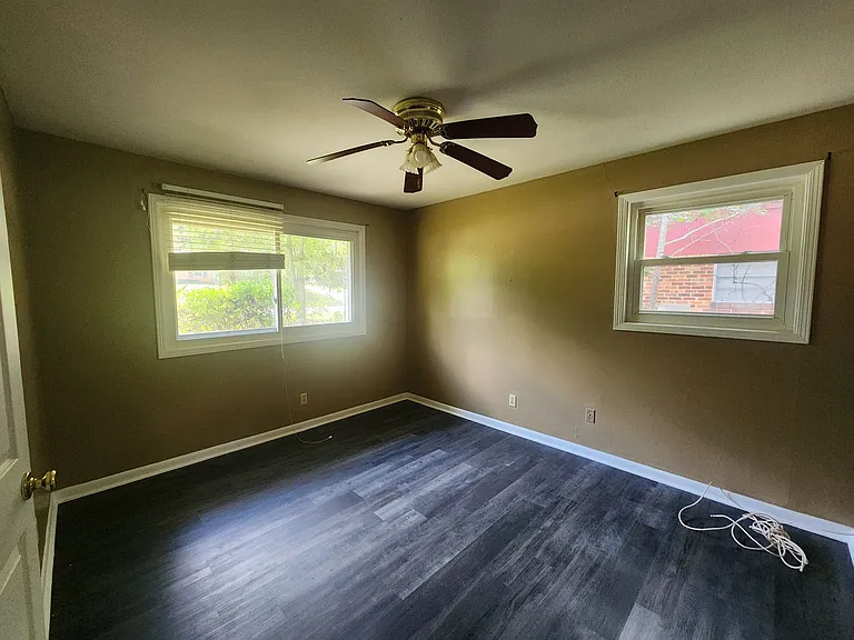 3245 Doyle Ave — Photo 5