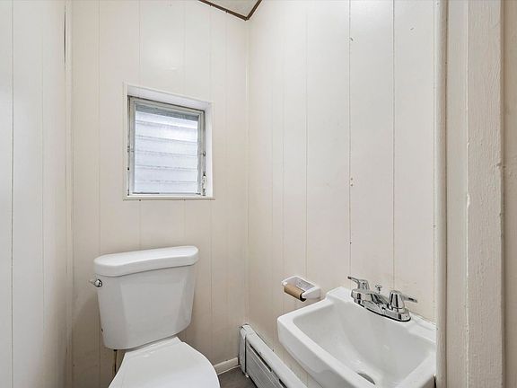 4th image of 1147 Potter St