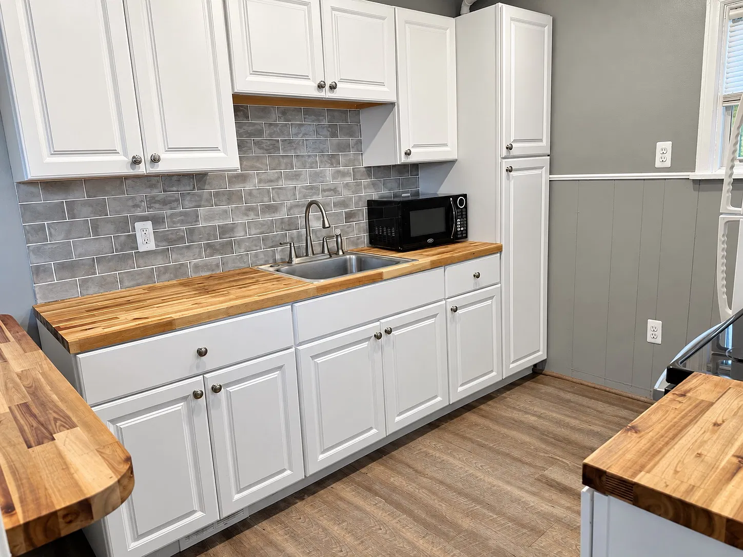 2 bed, 700 sqft, $1,450 — Photo 1