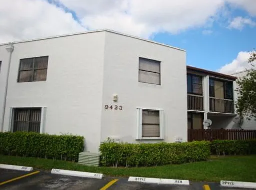 9423 Fontainebleau Blvd #102 — Photo 2