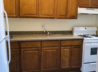 2835 34th St APT 25, Astoria, NY 11103