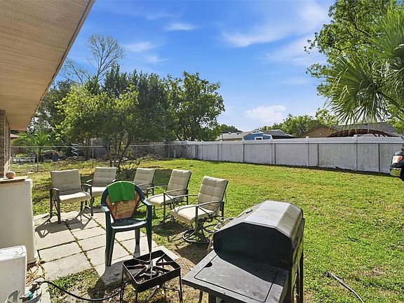 5th image of 783 S Atmore Cir