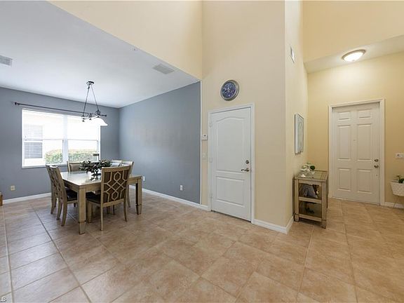 4th image of 10147 North Silver Palm Dr
