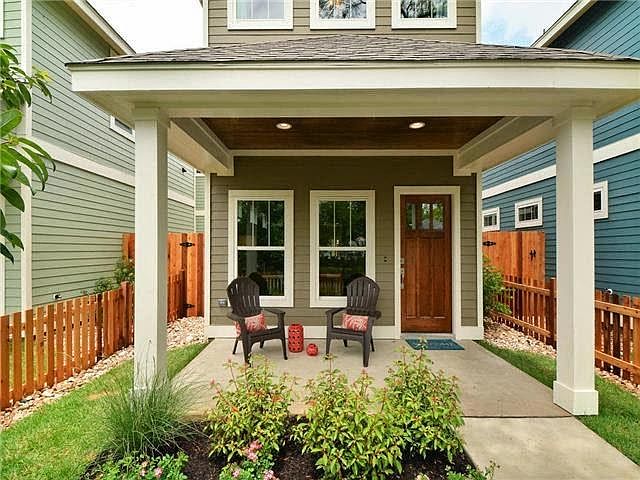 Front porch (model home...almost identical)