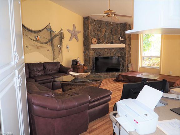 4th image of 5213 SW 11th Ct