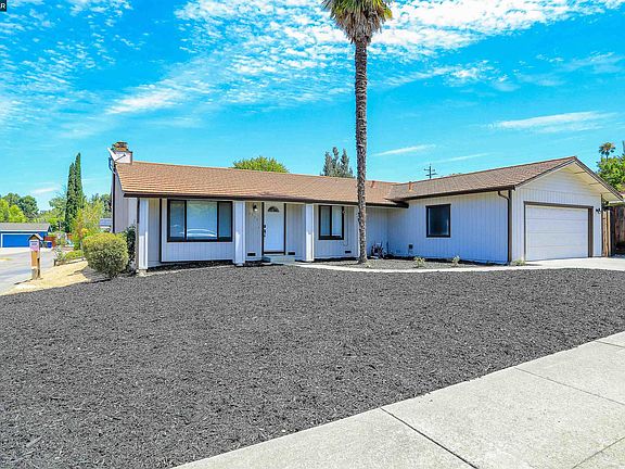 2nd image of 4323 Arleda Ln